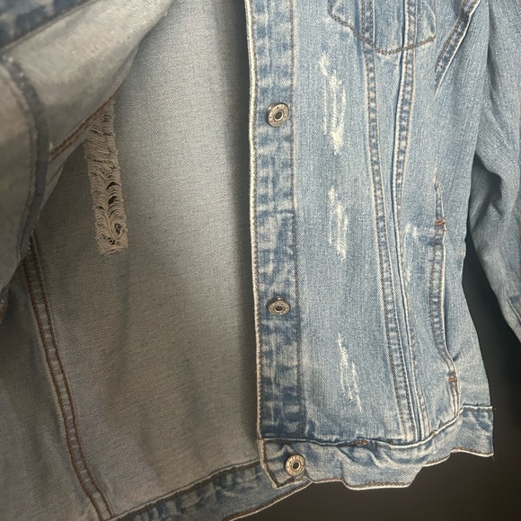 Jean jacket - Picture 7 of 8